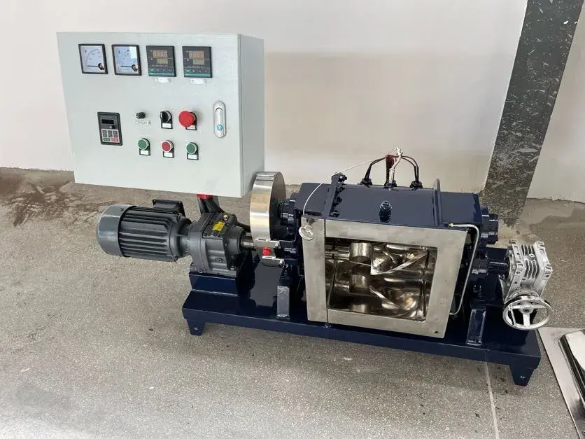 Sigma hnětací mixér